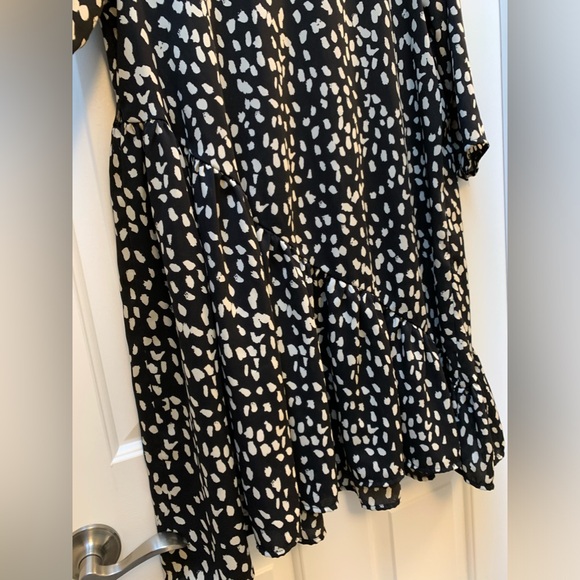 HAYDEN - Picture 3 of 10